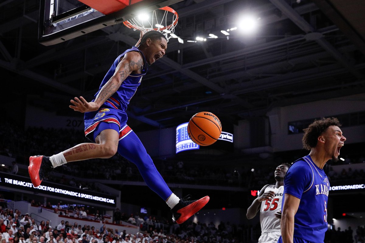 This pic cold 🥶 #RockChalk