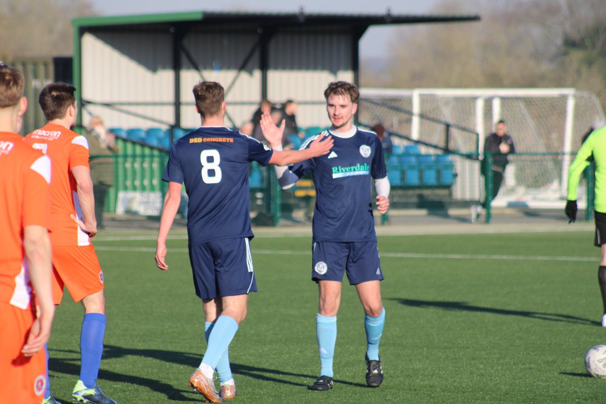 Will Hugall (@willhugall) on Twitter photo πππππ‘ ππ‘π¨ππ¨π¬ πΈ
It was all smiles at <a href="/RingmerAFC/">Ringmer AFC</a> yesterday, where a 7-2 win over <a href="/BattleTownFC/">Battle Town FC</a> extended the Bluesβ lead atop the <a href="/midsussexleague/">Official Mid Sussex Football League β½οΈ</a>! π
Plenty to celebrate in the cold conditions, captured in my match album here! π
π flickr.com/gp/200502614@Nβ¦
#COYBπ΅ πππππ‘ ππ‘π¨ππ¨π¬ πΈ
It was all smiles at <a href="/RingmerAFC/">Ringmer AFC</a> yesterday, where a 7-2 win over <a href="/BattleTownFC/">Battle Town FC</a> extended the Bluesβ lead atop the <a href="/midsussexleague/">Official Mid Sussex Football League β½οΈ</a>! π
Plenty to celebrate in the cold conditions, captured in my match album here! π
π flickr.com/gp/200502614@Nβ¦
#COYBπ΅