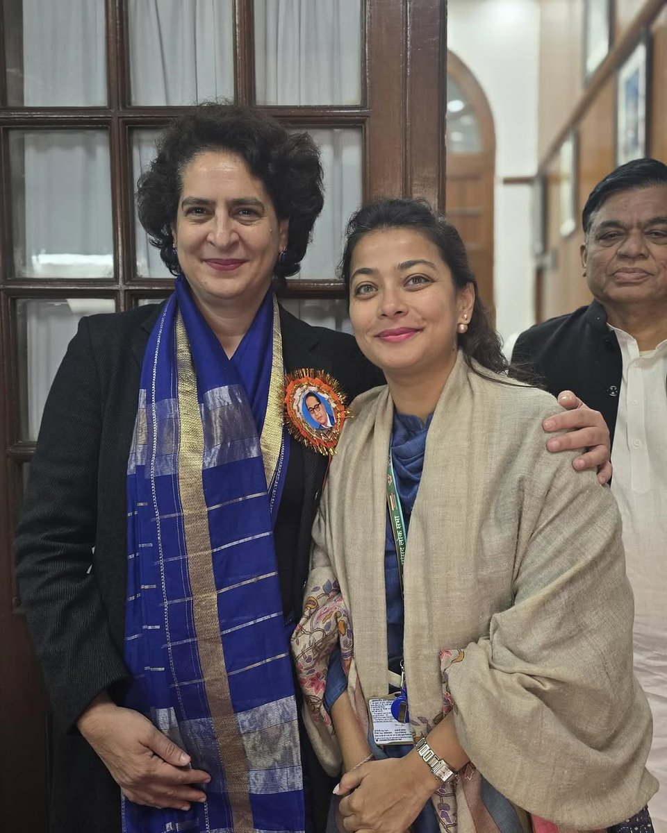 garde_deepak's tweet photo. अखिल भारतीय काँग्रेस कमिटीच्या राष्ट्रीय सरचिटणीस, खासदार श्रीमती प्रियांका गांधी जी यांना वाढदिवसानिमित्त हार्दिक शुभेच्छा.🎂💐 https://t.co/4JvHDKQr5Y