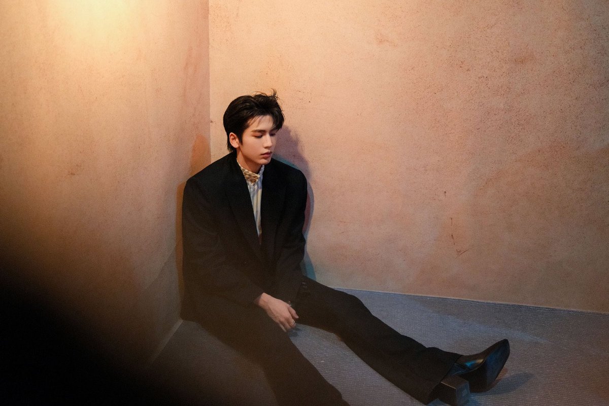 linghearchive's tweet photo. 📸 250112 Zhang Linghe Studio Weibo Update #张凌赫 #ZHANGLINGHE https://t.co/K5vXLWWqLQ