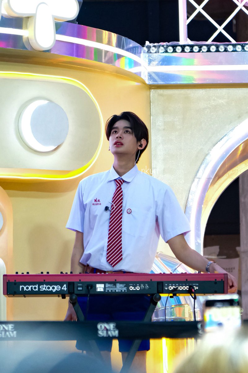 nkurtttt's tweet photo. หล่อสะอาดเหมือนอาบน้ำวันละ30รอบ

FRIDAYBAND X SIAMCENTER
#SiamCenterxLovesick2024
#Fridayband #Ttheechulatt @Ttheechulatt https://t.co/NK2d0kaUgW