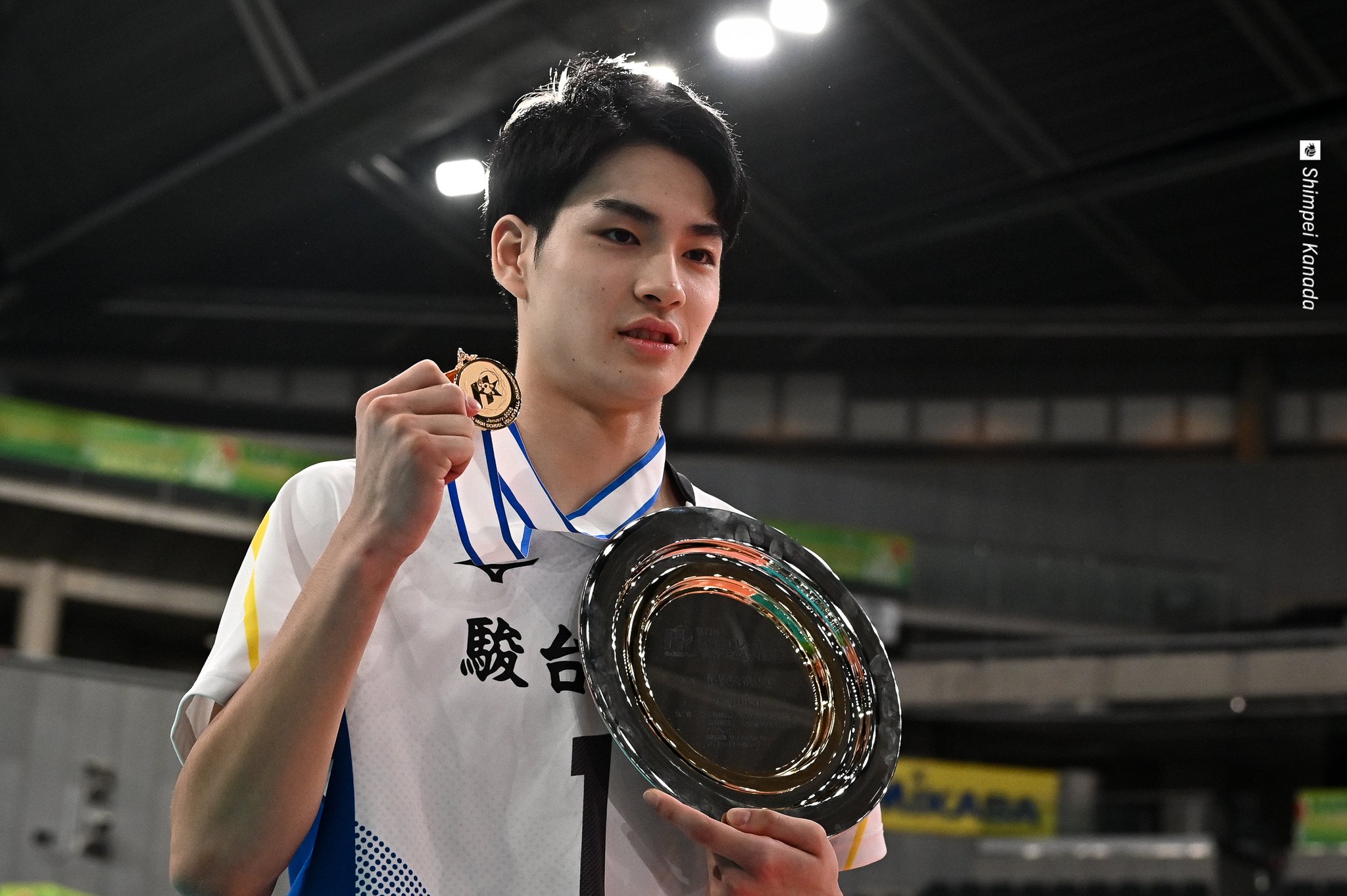 【新品】駿台学園　２０２５年　春高バレー　優勝記念Ｔシャツ　M　貴重 駿台学園 2023年 春高バレー 優勝記念Tシャツ バレーボール