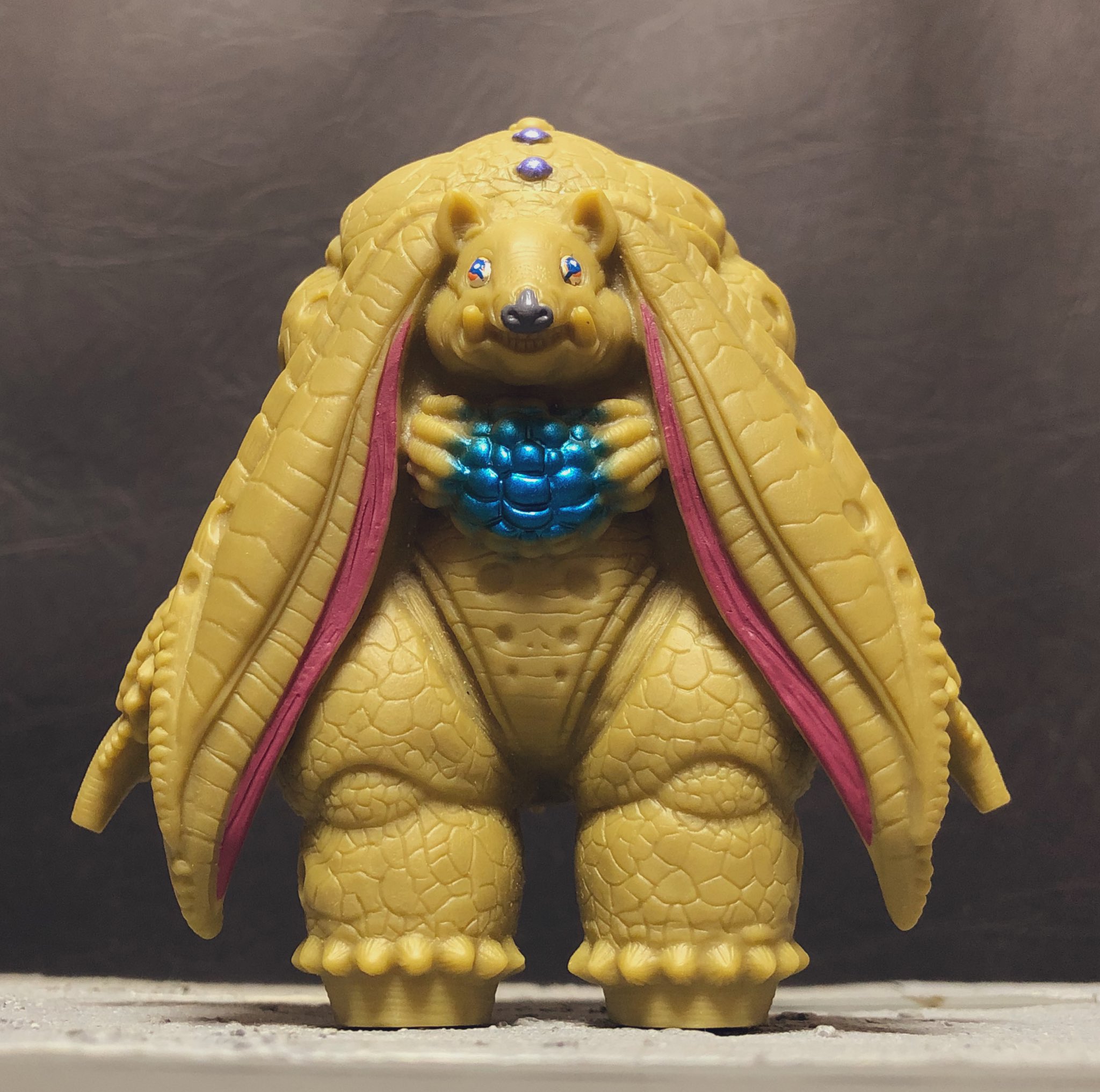 ウルトラ怪獣ソフビ　ギルバグBig sizeリペイント完成品 ウルトラ怪獣ソフビ ギルバグBig sizeリペイント完成品 - メルカリ