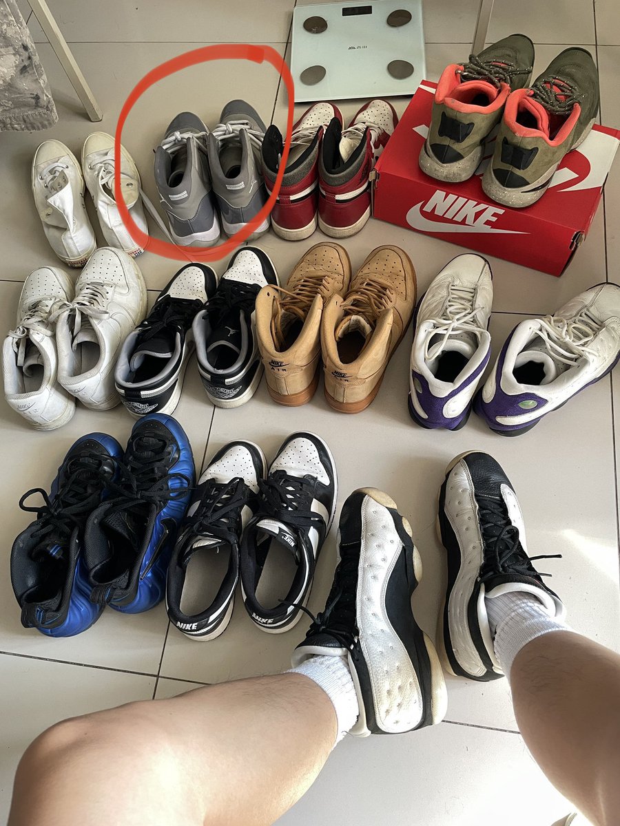 【关注】➕【点赞】➕【评论】

明晚在评论里抽个狗狗，把11和一些不要的臭袜子给他😕😕😕！
记得祝我生日快乐喔🎂