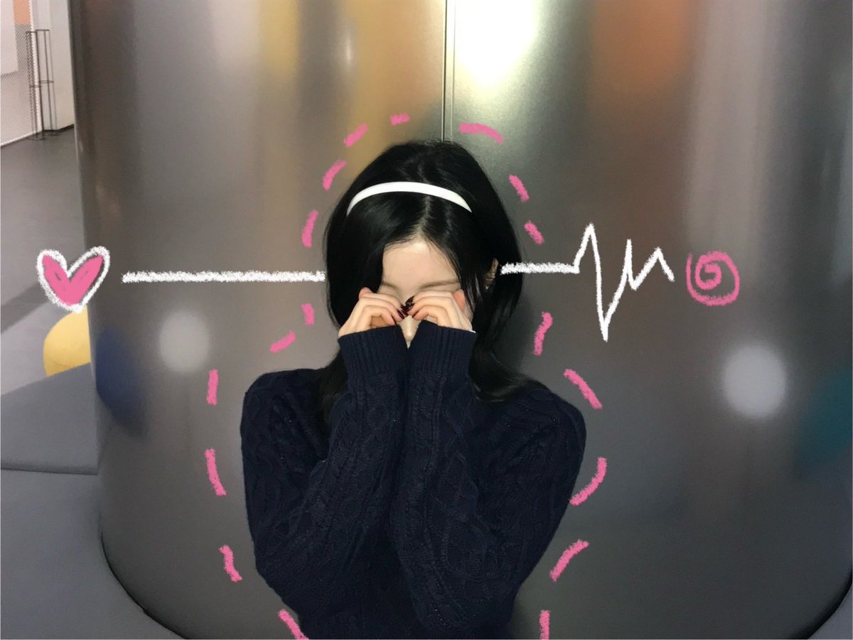 asaeneami's tweet photo. ˚໋🛍️✧˚.  10 コンビニ essentials  ﹕  𝗌𝗇𝖺𝖼𝗄𝗌 • 𝖽𝗋𝗂𝗇𝗄𝗌 • and 𝖺 𝗅𝗂𝗍𝗍𝗅𝖾 𝗌𝖾𝖼𝗋𝖾𝗍𝗌 ,,, コンビニ haul complete ✓ Midnight cravings,  𝘤͟𝘰͟𝘯͟𝘲͟𝘶͟𝘦͟𝘳͟𝘦͟𝘥 ! あなたのリストには何がありますか . . . .   ¿? https://t.co/ZtATbArWqc