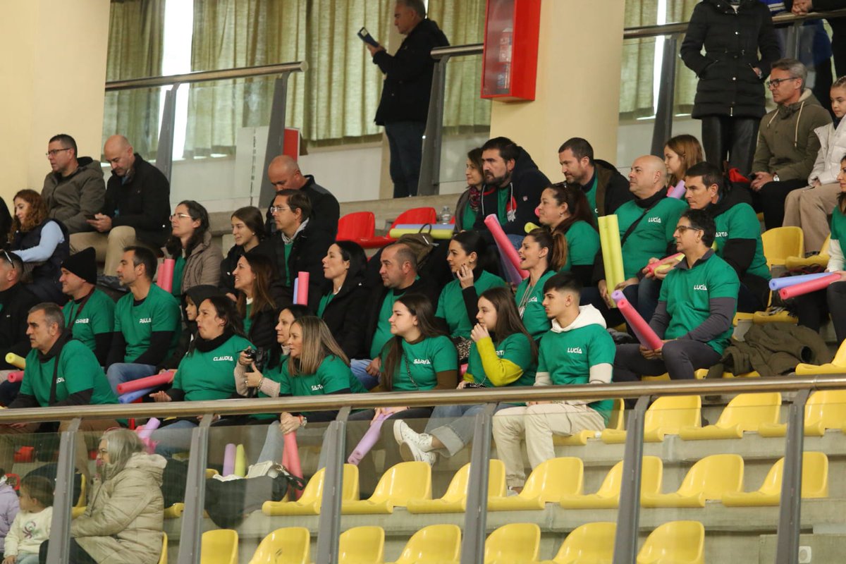 📹 ¡Vive en 𝐃𝐈𝐑𝐄𝐂𝐓𝐎 las 𝐹𝐼𝑁𝐴𝐿𝐸𝑆 del #CtoAndalucíaPromesas!

⏰ 10:00 h. ➡️ 3º y 4º Puesto 🎖️
⏰ 12:00 h. ➡️ Finales 🏆

🤾‍♂️ Categoría Masculina 👉 youtube.com/live/j9-ICBh0R…

🤾‍♀️ Categoría Femenina 👉 youtube.com/live/418V6uHYG…

#BalonmanoAndalucía
#ForjandoElFuturoAndaluz