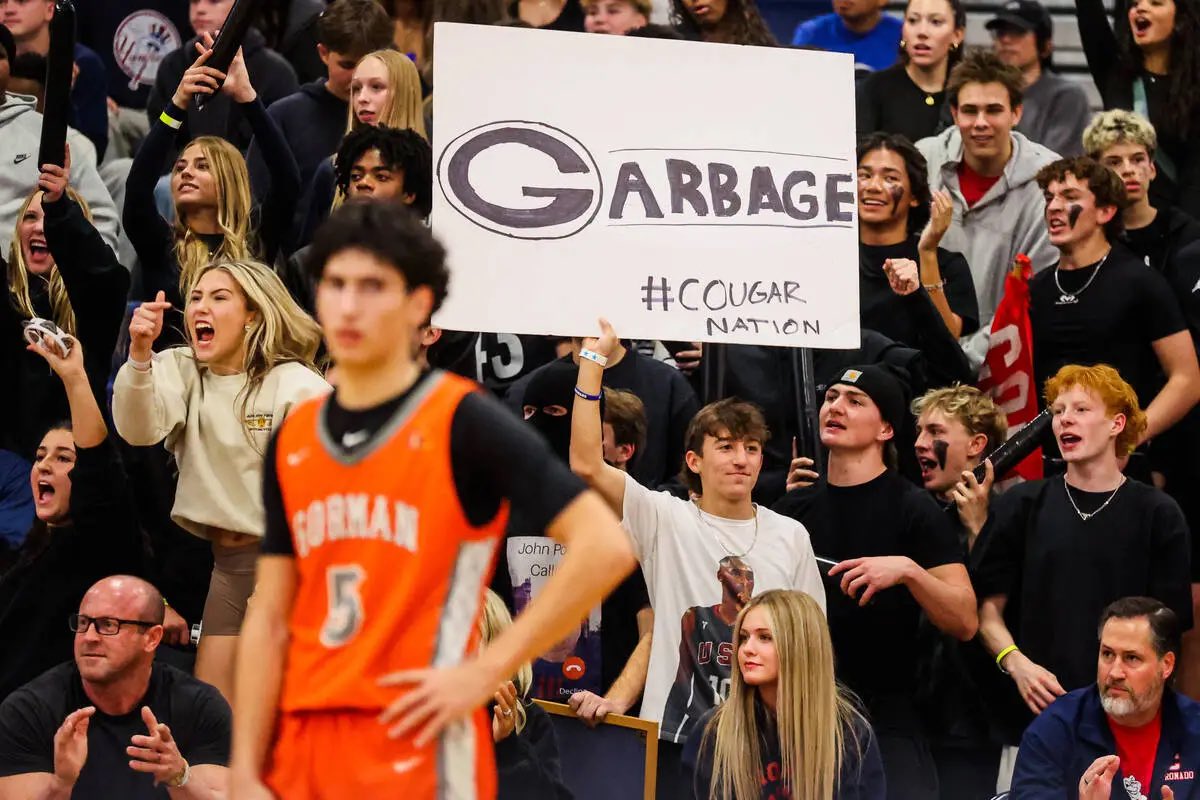 It was a great environment and rambunctious Coronado student section with lots of signs. Like this one <a href="/fleetwood_mads/">Madeline Carter</a> caught:

More photos and 3 takeaways from the game: UNLV commit lifts No. 2 Coronado past No. 1 Gorman — PHOTOS lvrj.com/post/3263821 via <a href="/reviewjournal/">Las Vegas Review-Journal</a>