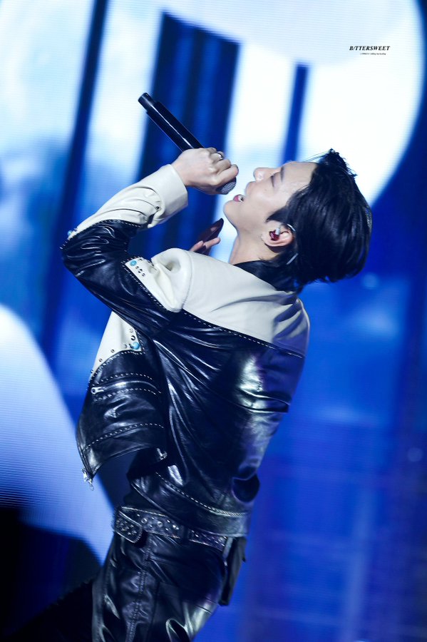 [HQ FANTAKEN] 250111 ENCORE CONCERT [Farewell, Earth] In Seoul Day 1 - Yongguk (Cr: @/bitter_sweet331)

#방용국 #BangYongguk  #BJYM_FarewellEarthInSeoul #BJYM