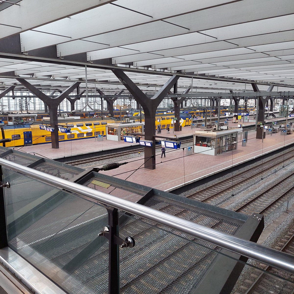 lucvanvugt's tweet image. On the road for a #msdyn365bc #testautomation class in the UK