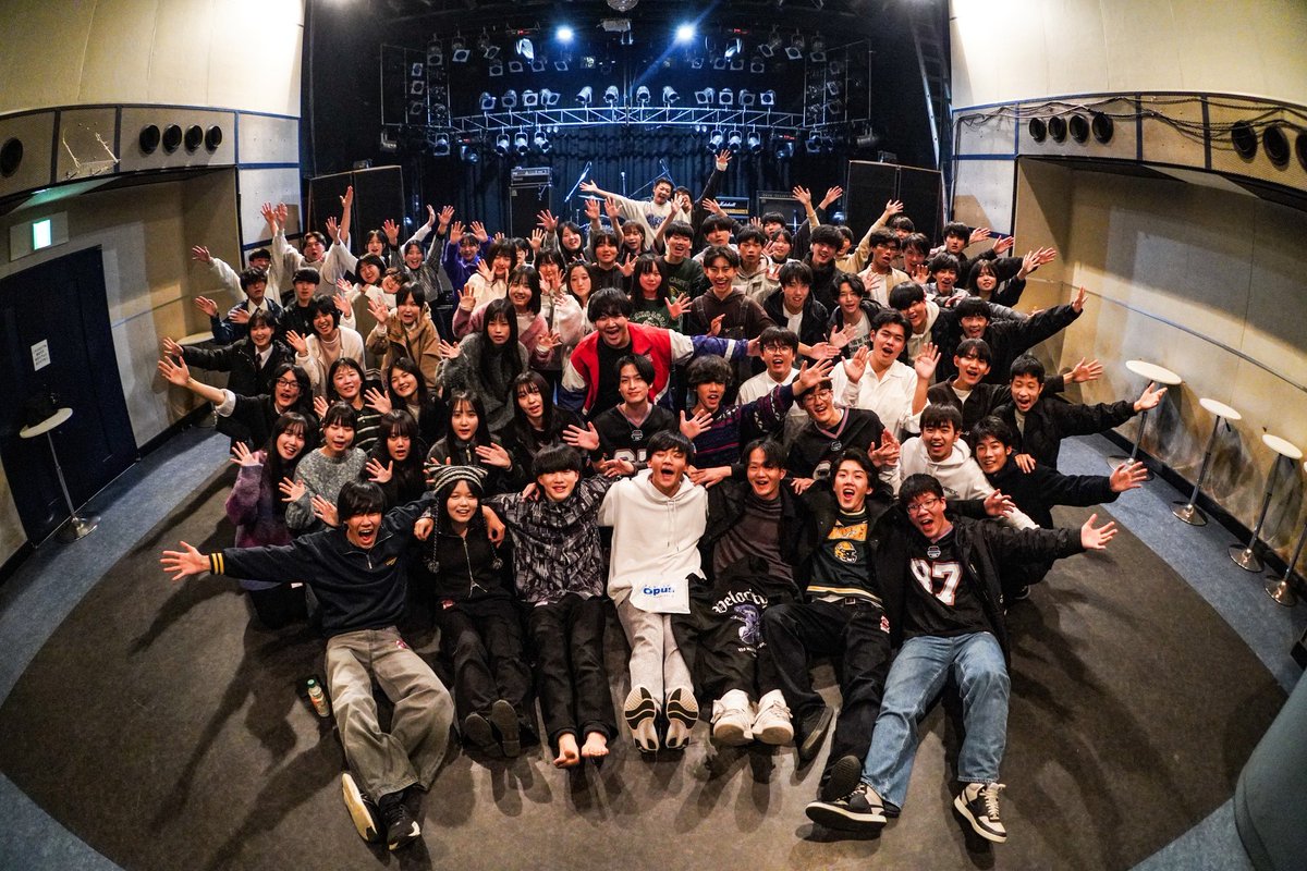 Cullet_tsjk's tweet image. \\SCHOOL ROCK FES HAPPY NEW YEAR//
今回のライブに携わってくれた皆様本当にありがとうございます!
今回も楽しい時間を過ごさせてもらいました🔥
Culletとして残り少ないライブを全力で頑張ります✨✨