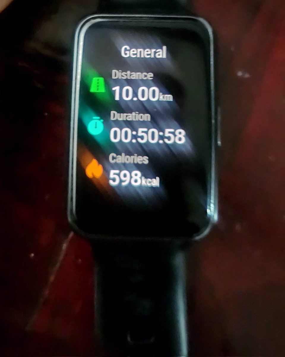 ThabisoMosia's tweet photo. First 10km of the year.....Akufani ππ½.... #RunningWithNobody https://t.co/oXk7APaLei