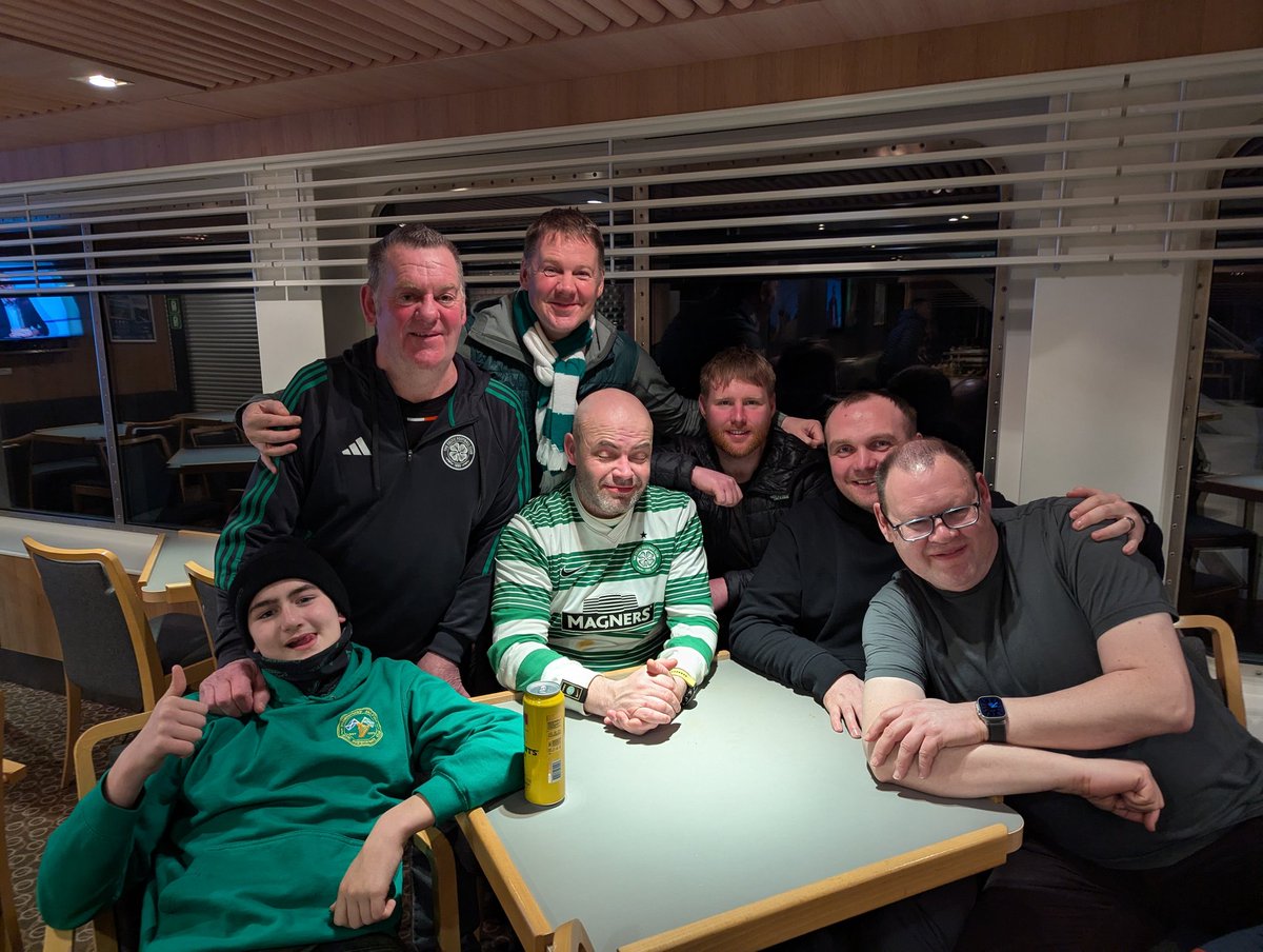CP_IsleofHarris's tweet image. The Harris contingent from the Stornoway Celtic Supporters Club trip to Dingwal yesterday 🍀
