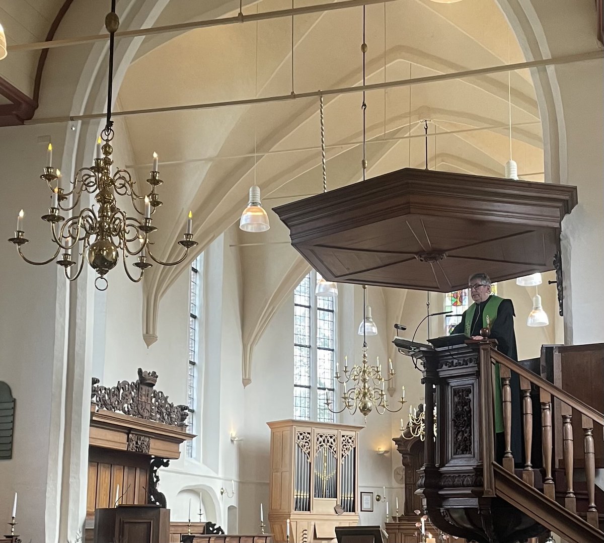 ⁦<a href="/Ds_Kloosterkerk/">Dominee Kloosterkerk</a>⁩ ⁦<a href="/ds_Zwolle/">deStentor_Zwolle</a>⁩ ⁦<a href="/ds_Apeldoorn/">de Stentor Apeldoorn</a>⁩ vandaag komt de vredeskaravaan uit @dorpskerk ⁦<a href="/kompaszuidlaren/">Kompas Zuidlaren</a>⁩ ⁦<a href="/WiIIemAlexander/">𝗪𝗶𝗹𝗹𝗲𝗺𝗔𝗹𝗲𝘅𝗮𝗻𝗱𝗲𝗿♔</a>⁩ ⁦<a href="/geertwilderspvv/">Geert Wilders</a>⁩