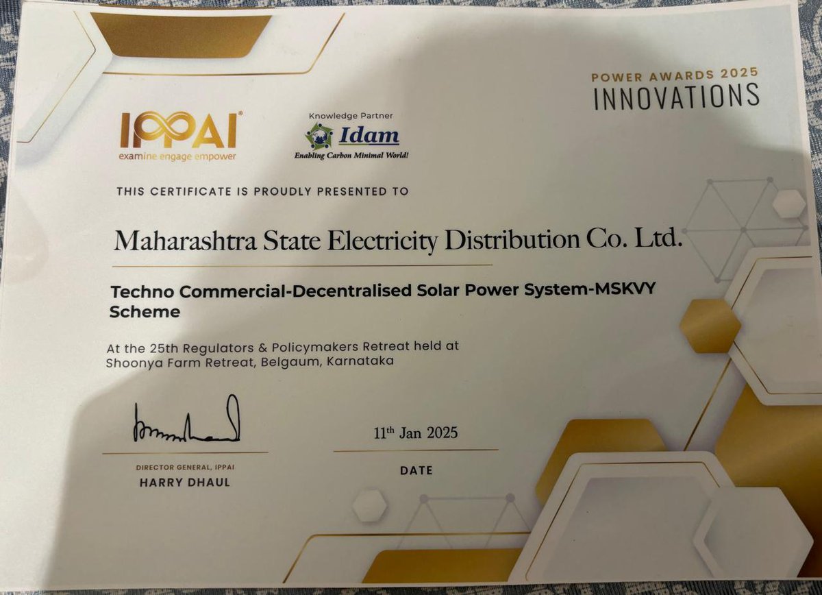 CMOMaharashtra's tweet photo. Maharashtra’s solar mission is already getting awards !
MSKVY 2.0 Wins Most Innovative Project at IPPAI Awards 2025!

The Techno-Commercial Decentralized Solar Power System – MSKVY 2.0, a transformative initiative for farmers, earned the title of one of the most innovative projects at the IPPAI Award ceremony held in Belgaum, Karnataka. This prestigious accolade highlights team work of Energy Ministry and MSEDCL in empowering farmers, ensuring sustainable energy solutions, and driving progress across the state.

CM Devendra Fadnavis appreciates and congratulates entire team on this remarkable achievement!

सौर ऊर्जेच्या क्षेत्रात नाविन्यपूर्ण प्रकल्प राबवल्याबद्दल 'मुख्यमंत्री सौर कृषी वाहिनी योजना 2.0' आणि वीज वितरण क्षेत्रात उत्कृष्ट काम केल्याबद्दल महावितरणला 'इंडियन पॉवर प्रोडक्शन असोसिएशन ऑफ इंडिया-2025' च्या पुरस्कार समारंभात विशेष सन्मानाने गौरविण्यात आले. या यशाबद्दल मुख्यमंत्री देवेंद्र फडणवीस यांनी महावितरण आणि एमएसईबी सोलर ऍग्रो पावर लिमिटेडचे अभिनंदन केले आहे.

@Dev_Fadnavis @MSEDCL @IPPAI_India 
#Maharashtra #DevendraFadnavis #IPPAIAwards2025 #MSKVY