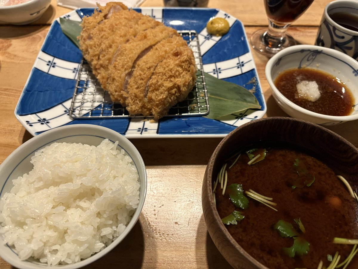 ヒカル tweet media