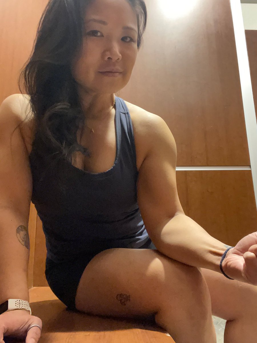 Karen__Lim's tweet photo. It’s not going to be a New Year - New Me, I’m going for New Year - Better Me 
#gymgirl #gym #asian #FitnessGoals #fitover40 #selfcare https://t.co/Ylx4nl9HEA
