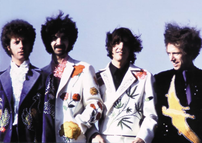 Cavalls salvatges i periodistes pencaires:
enderrock.cat/sonsdelamedite…