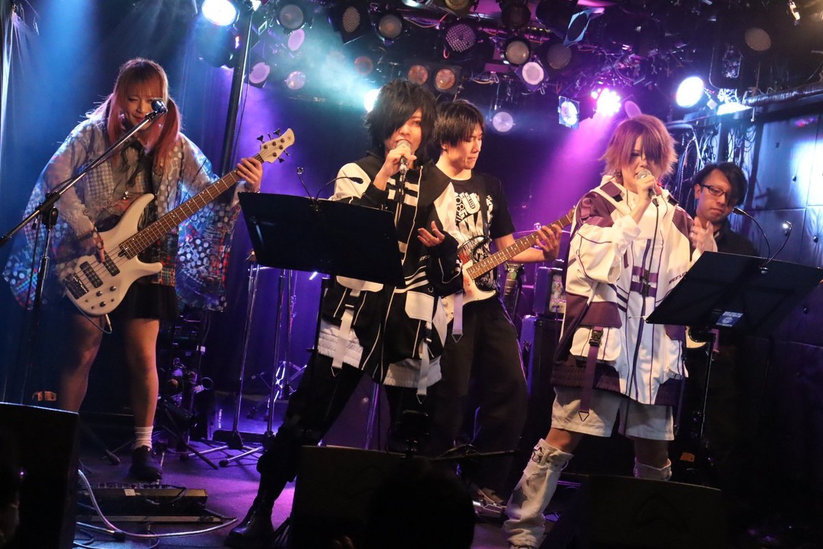 f_o_sendai's tweet photo. 新年初めのHIMORI ROCK FESTIVAL vol.21でのLive‼️
ありがとうございました‼️
次回はのLiveは2/16のHIMORI ROCK FESTIVAL vol.22(at 仙台BARTAKE)です‼️
詳細はまた近日発表します!
2025年もよろしくお願いします‼️
#ひもフェス
#FragrantOlive
#フレオリ https://t.co/rsb9JQKVQ0