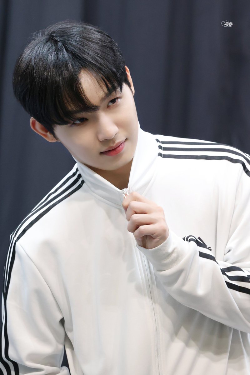 250112 시그 팬싸

#비투비 #임현식 #BTOB #IMHYUNSIK