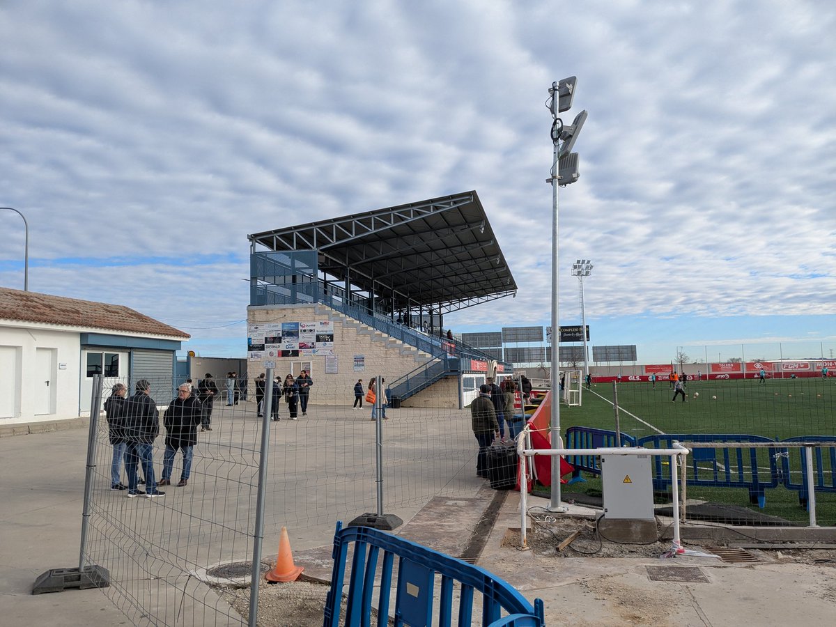 Lanzarote666's tweet photo. @unionsuryaiza @CD_Illescas @CMM_Play Following Yaiza away to Illescas and a cheeky weekend in Madrid too #VamosVerde https://t.co/Ibs4LbZQB8