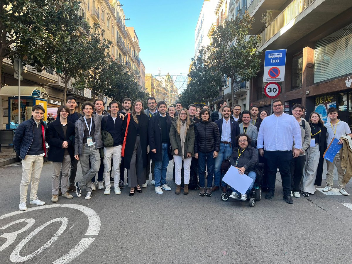 📍 Ahir vam celebrar l’últim Consell Nacional del mandat al teatre del Centre Moral i Instructiu de Gràcia a Barcelona.

✅ Seguim en acte de servei per Catalunya!