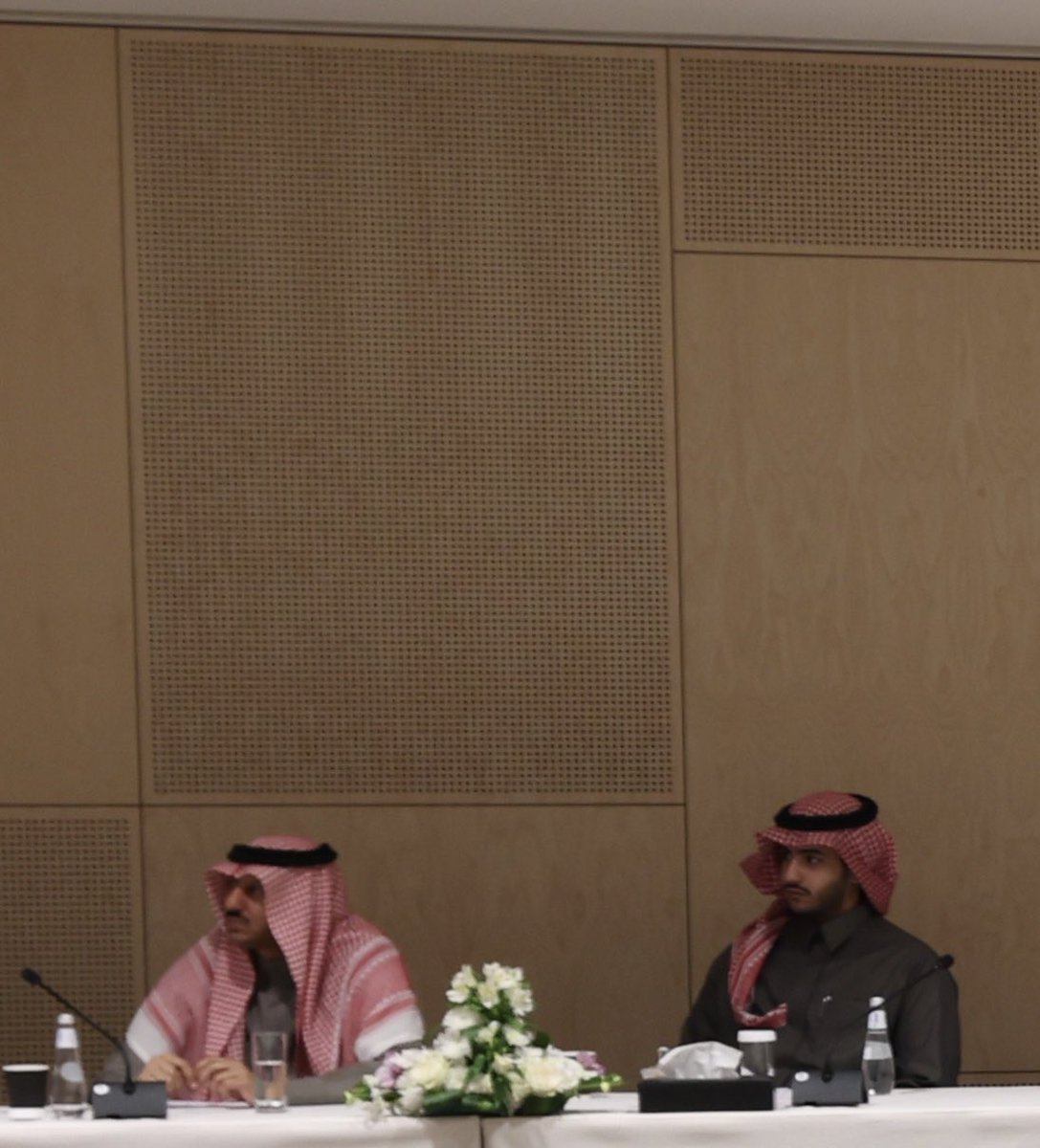 falsaud87's tweet photo. سعدت بحضوري لحلقة نقاش حول التطورات الاقليمية والدولية، واثار ذلك على استقرار المنطقة مع الدكتور برهم صالح الرئيس جمهورية العراق السابق في معهد الامير سعود الفيصل للدراسات الدبلوماسية. https://t.co/zlEuJk3zgS