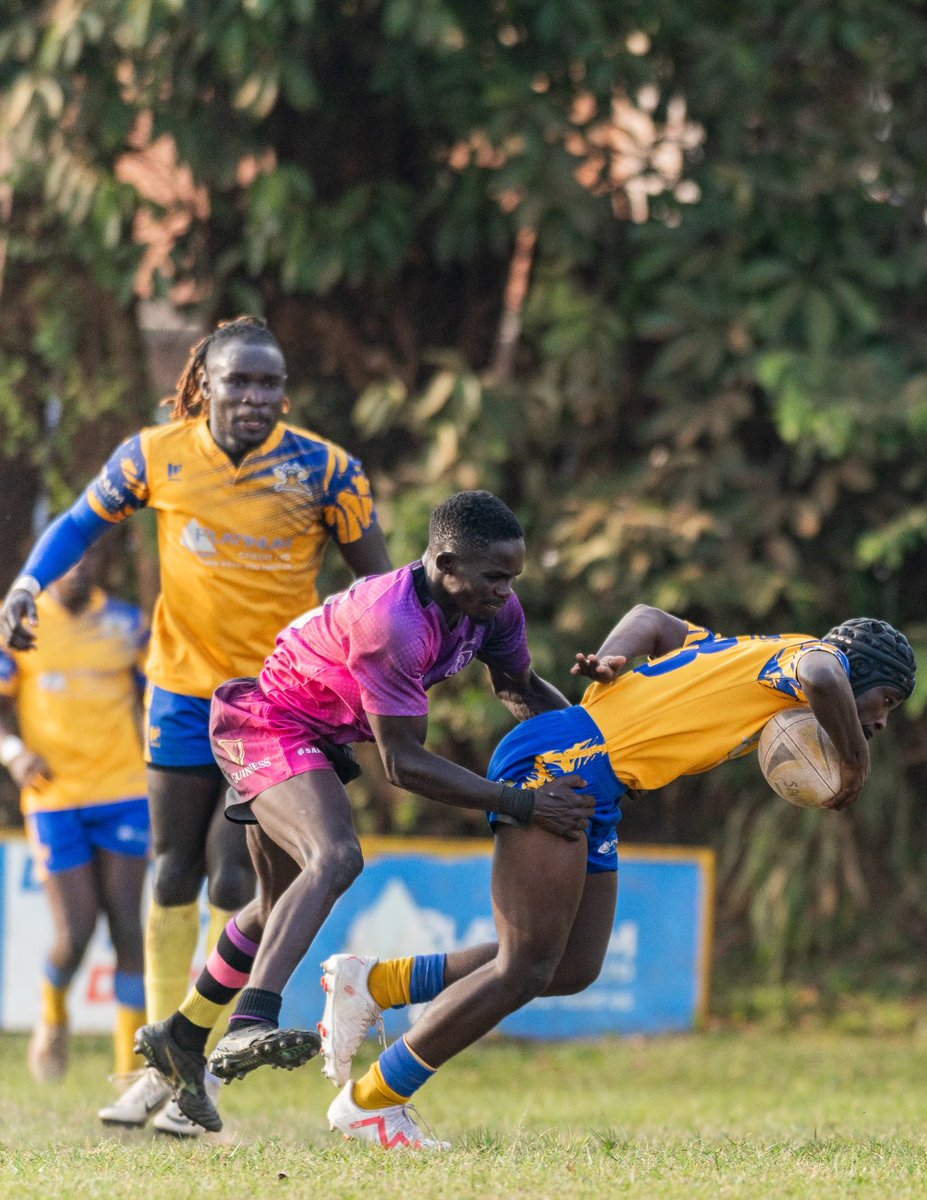 MarvoRA9's tweet photo. From asking for photos with @OfoyrwothAaron to starring against him..💛💙 it was a moment worth keeping in the archives https://t.co/8k42rxA6fy
