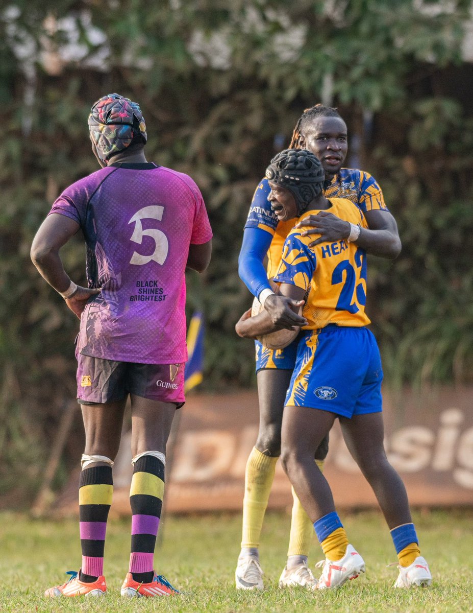 MarvoRA9's tweet photo. From asking for photos with @OfoyrwothAaron to starring against him..💛💙 it was a moment worth keeping in the archives https://t.co/8k42rxA6fy