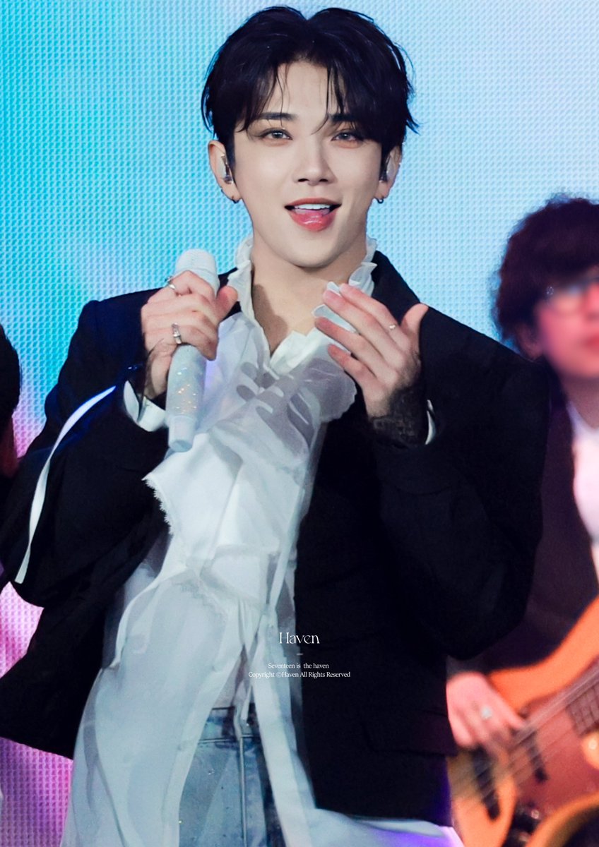 _TheHaven_'s tweet photo. 250105 GDA 

 #SEVENTEEN #세븐틴
#JOSHUA #조슈아 #ジョシュア https://t.co/vmVh4EJjVg