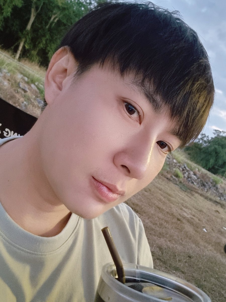 nutbb069_anuwat's tweet photo. สถานที่นั่งชิว ของดีใกล้บ้าน บรรยากาศดีมีดนตรีฟัง😁😁
#อ่างเก็บนํ้าศรีบัวบาน (#อ่างเก็บน้ำวังชมภู) https://t.co/AkKEGKkXgd