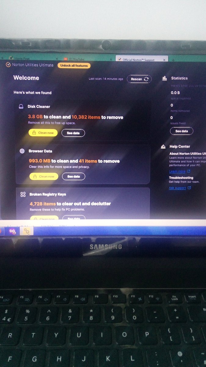 zaratrau's tweet photo. @NortonSupport Hi all, just started a trial for the Norton utilities ultimate just to find out that I can't use it because everything is locked, you guys are legendary . https://t.co/xWQUbCdRew