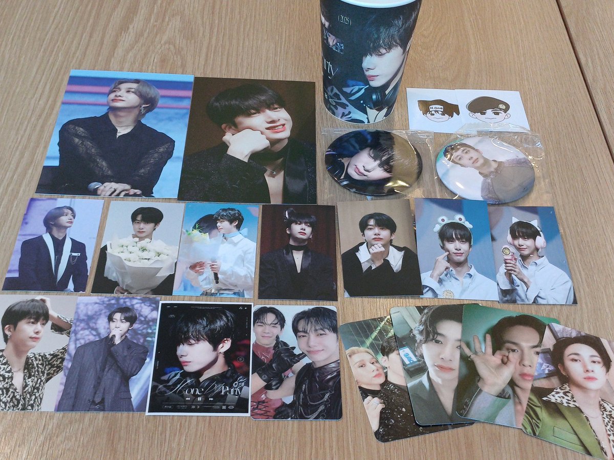 pappiyounghee's tweet photo. 20250112
💚
형원생카1 

📍H. ONE DJ PARTY 

-카페 틈이있는곳
-25.01.11~12
-포스터디자인이 너무 예뻐서 오직그것만 보고 다녀온카페, 럭드도 있어서 열심히 뽑았당 

#에이치원_분위기_띄워
#HAPPY_HYUNGWON_DAY
#형원 #몬스타엑스
#HYUNGWON #MONSTA_X https://t.co/YVd8dGtW9N