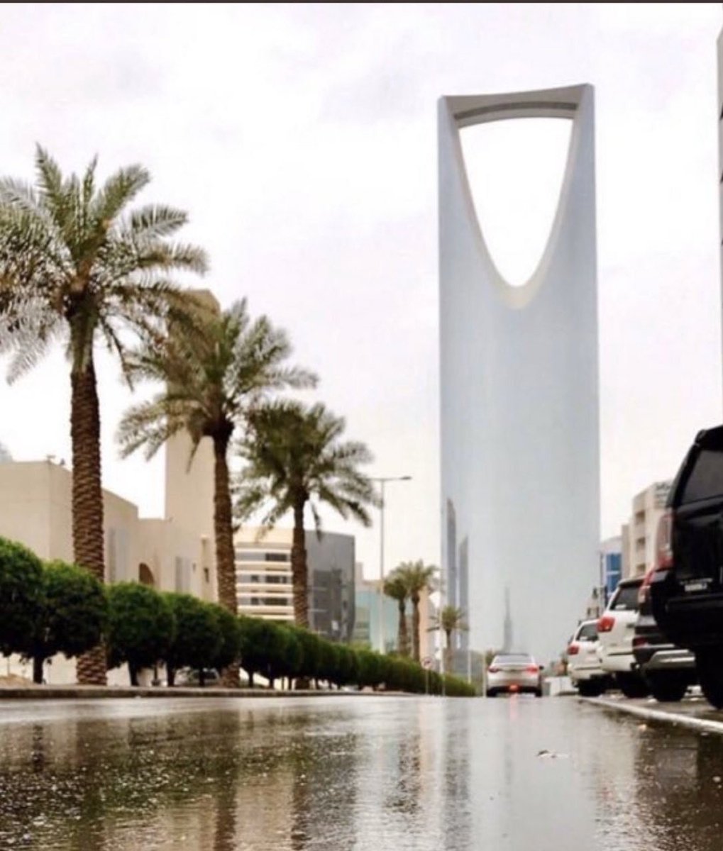3Q5Q3's tweet photo. .
•°•
°•°

أرعدت وأبرقت نجد 
وأمطرت كل الرياض 

#اللهم_صيباً_نافعاً
 #امطار_الرياض_الان
#الرياض_الان

•°•
°•° https://t.co/xfg3woZJ0l