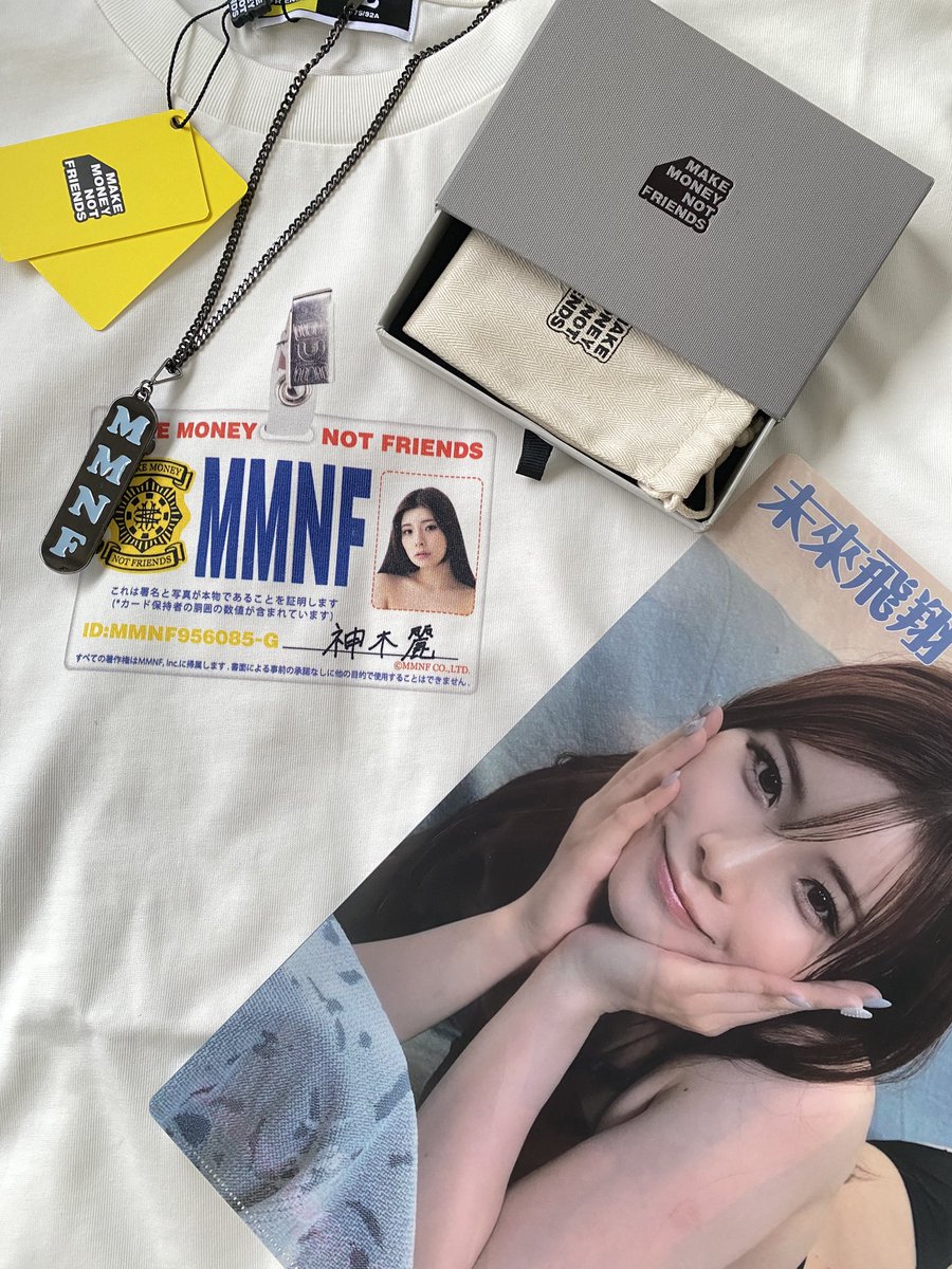 mykindatime39's tweet photo. 麗ちゃんのTシャツとネックレスが
届いた週末は最高にはっぴー🫶🐢🩵

これ着てイベント行きたいいい！🥺

普段使いできる(したくなる)グッズって
ファンとしては凄く嬉しい☺️🩵🩵

#神木麗 #mmnf https://t.co/6bdr0BTqUN