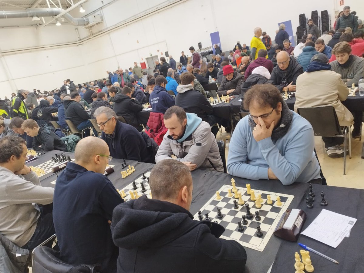 El club participa amb un equip a la Copa Catalana - Barcelona  on hi participen 148 equips <a href="/escacs_cat/">Federació Catalana d'Escacs</a> . Resultats chess-results.com/tnr1095743.asp…