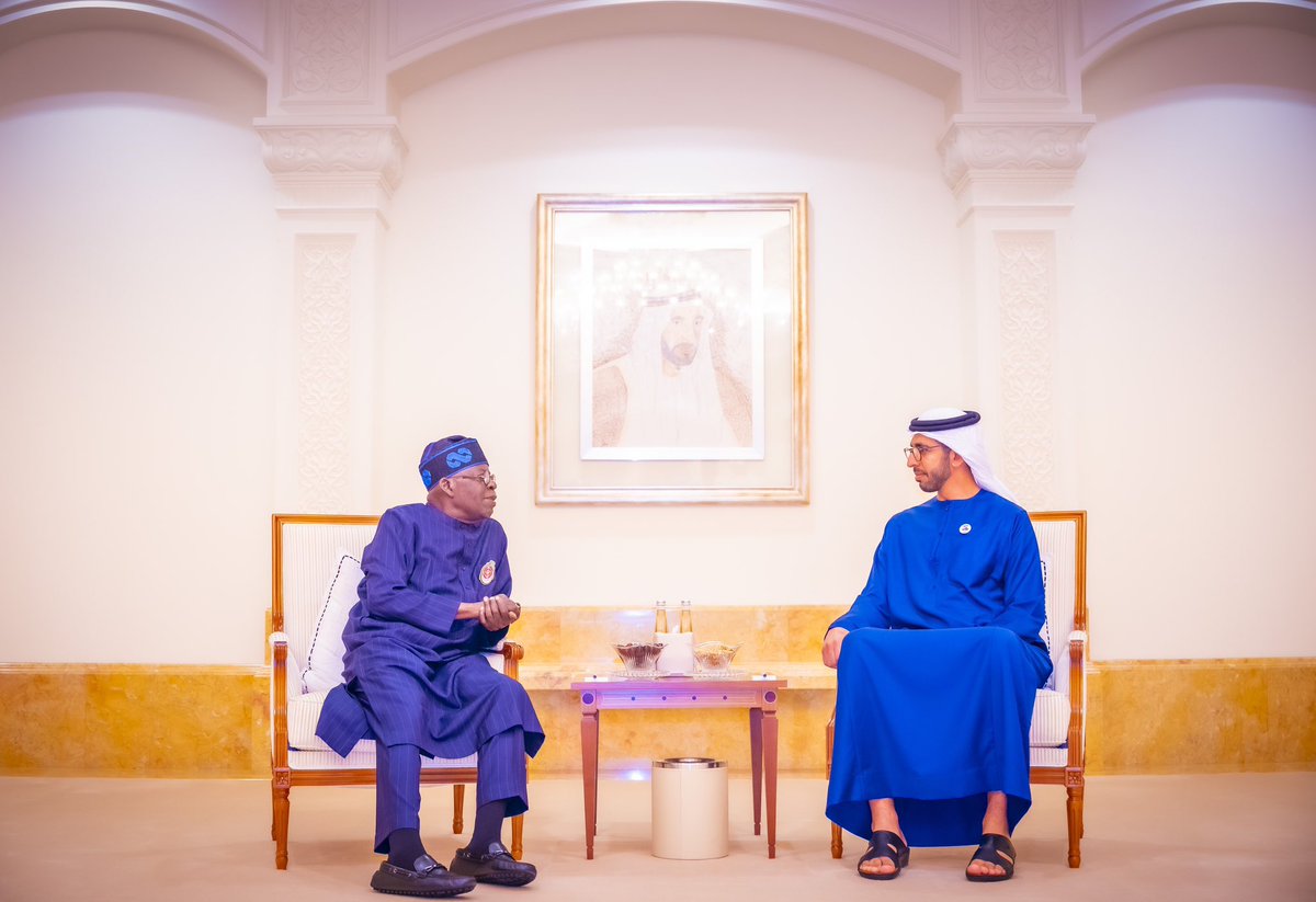 asafaabdulwasi2's tweet photo. President Bola Ahmed Tinubu in Abu Dhabi, United Arab Emirates where he is received by Sheikh Shakhboot Nahyan Al Nahyan, Minister of State in the Ministry of Foreign Affairs, UAE.
#PBATInUAE https://t.co/Oyiz5mDDQk