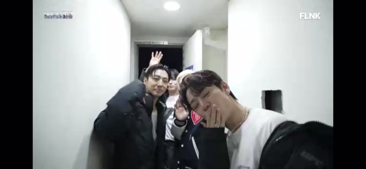 Bkjymc97's tweet photo. Day1 was so fun today was soo much fun until they sing With You I started crying I couldn’t stop for few minutes ..
So thankful for them to come back so Relieved they healthy and happy now thank you for being in my life B.A.P 🤍
 #BJYM_FarewellEarthInSeoul https://t.co/OXRP1yoAHS