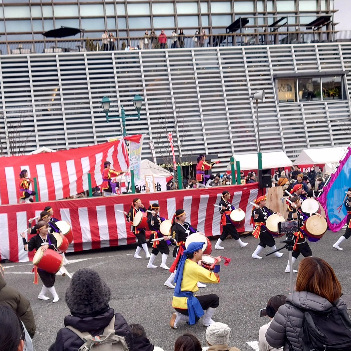 wunderbarbier's tweet photo. 三連休、東京に帰らず
信州を満喫しております。
#松本一本ねぎ
クリームテリヤキバーガー
を #grillB さんで
いただきました。
ご馳走様でした。
#2025松本あめ市 https://t.co/Lgd9W4KeG0