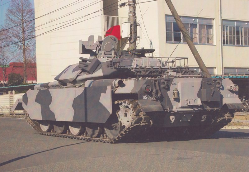 すごいな。 とりあえずドーザ付き都市型迷彩仕様（本物）