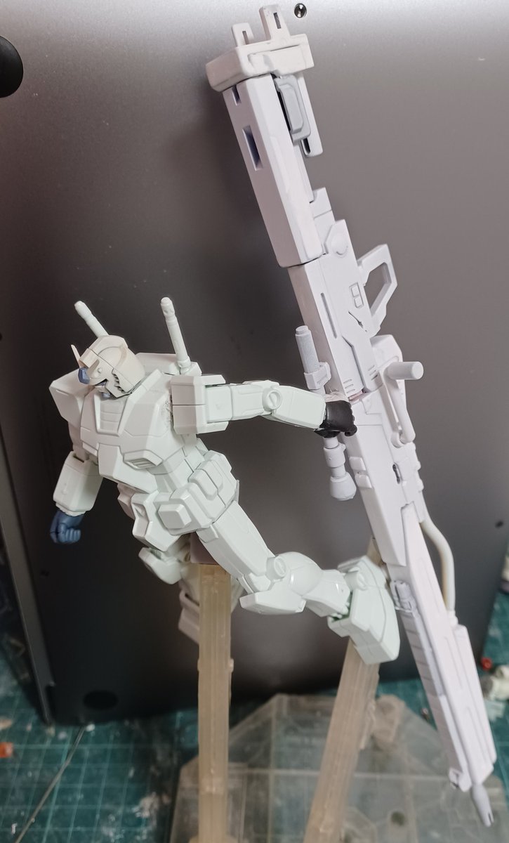 IvanCha19308073's tweet photo. 繼續把之前的一些想法整理出來，先開file，希望不久將來再有時間空間心情更新進度。

#旧キット
#FG ガンダム
#C.A. Gundam
#Casval custom https://t.co/wkjdKpZvqM