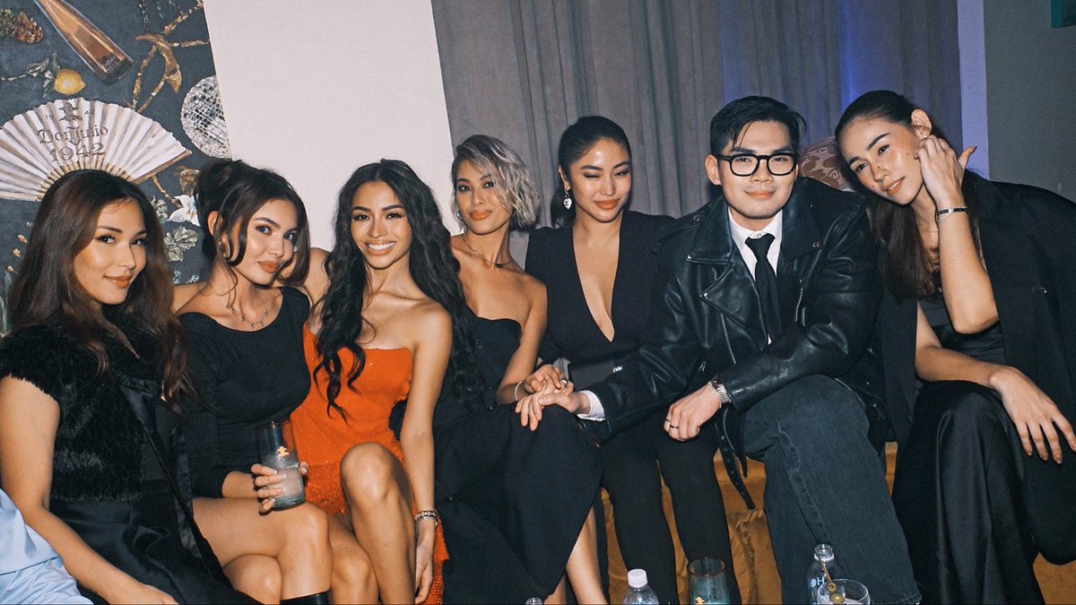 SamDee8485's tweet photo. PanDee with the timbogeras! 🤭 https://t.co/TR4cUGKUTn