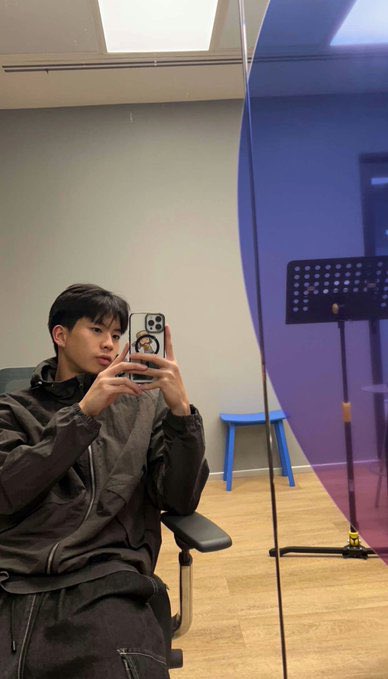 Gusjung tweet media