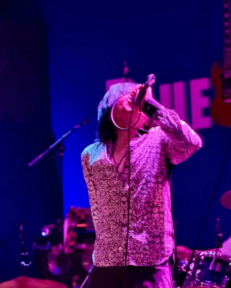 neko_moon24's tweet photo. 【ライブ報告】
2025.1.11汐留BLUEMOOD@RIANS as COMPLEX
ご来場いただいたお客様、応援にきてくれた音楽仲間のみなさん、ご出演の皆様、関係者の皆様、BLUEMOODのスタッフの皆様、ありがとうございました😊
次回ライブは未定ですが、またどこかでお会いしましょう🍀
#LIVE
#COMPLEX
#RIANS https://t.co/mIKNshumtY