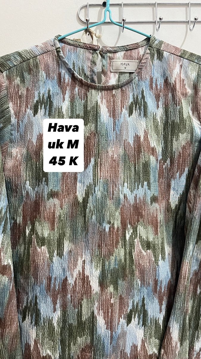 AnandaNff's tweet photo. Hallo guys aku preloved barang barang lucu!! Lokasi Jogja (COD)!! 
Preloved Brand Mall Under 50k ❤️❤️❤️
#zonauang #prelovedbrand #prelovedgaudi #prelovedmurah #prelovedbaju https://t.co/pE53Ch6z1C