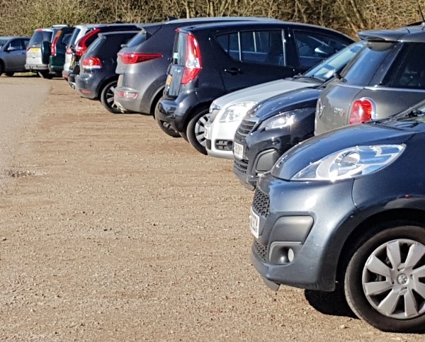 SUNDAY 12 JANUARY VISITOR INFORMATION - The Windmill and Springwell car parks are currently overflowing.    We recommend avoiding both.  Visitors are kindly asked not to park on the roads outside the car parks - they must be kept clear for emergency access.  Thank you!