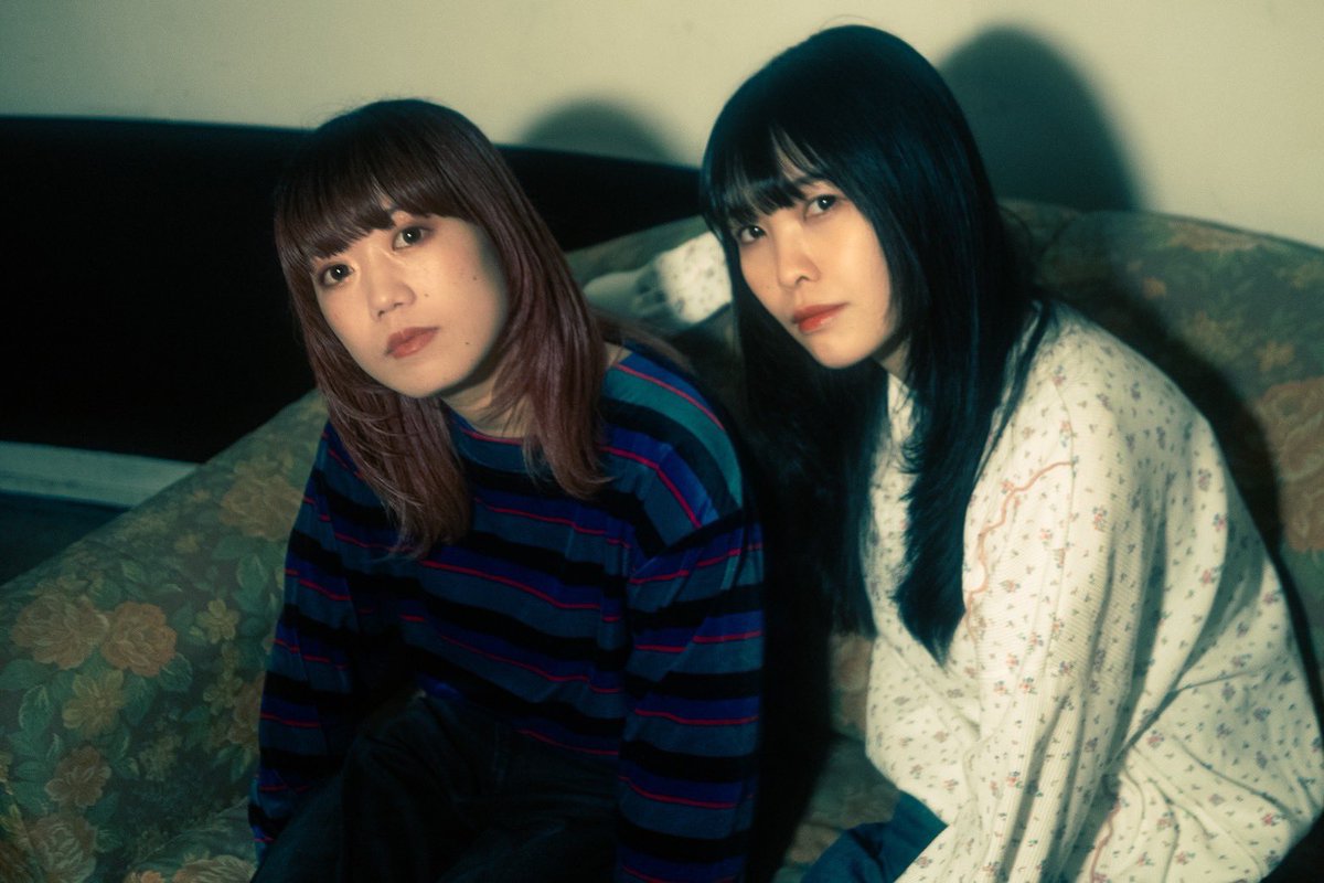 【1月14日『会いたいと絶対』出演！todo <a href="/___t_o_d_o___/">todo</a> インタビュー公開！】

todoが紡ぐ離別と哀愁ーーレトロなメロディーと冷たさを両立した2nd EP『miles and miles』

📚Interview→tokio.world/contents/inter…

🎫Ticket→hype-ticket.stores.jp/items/6722fe9f…