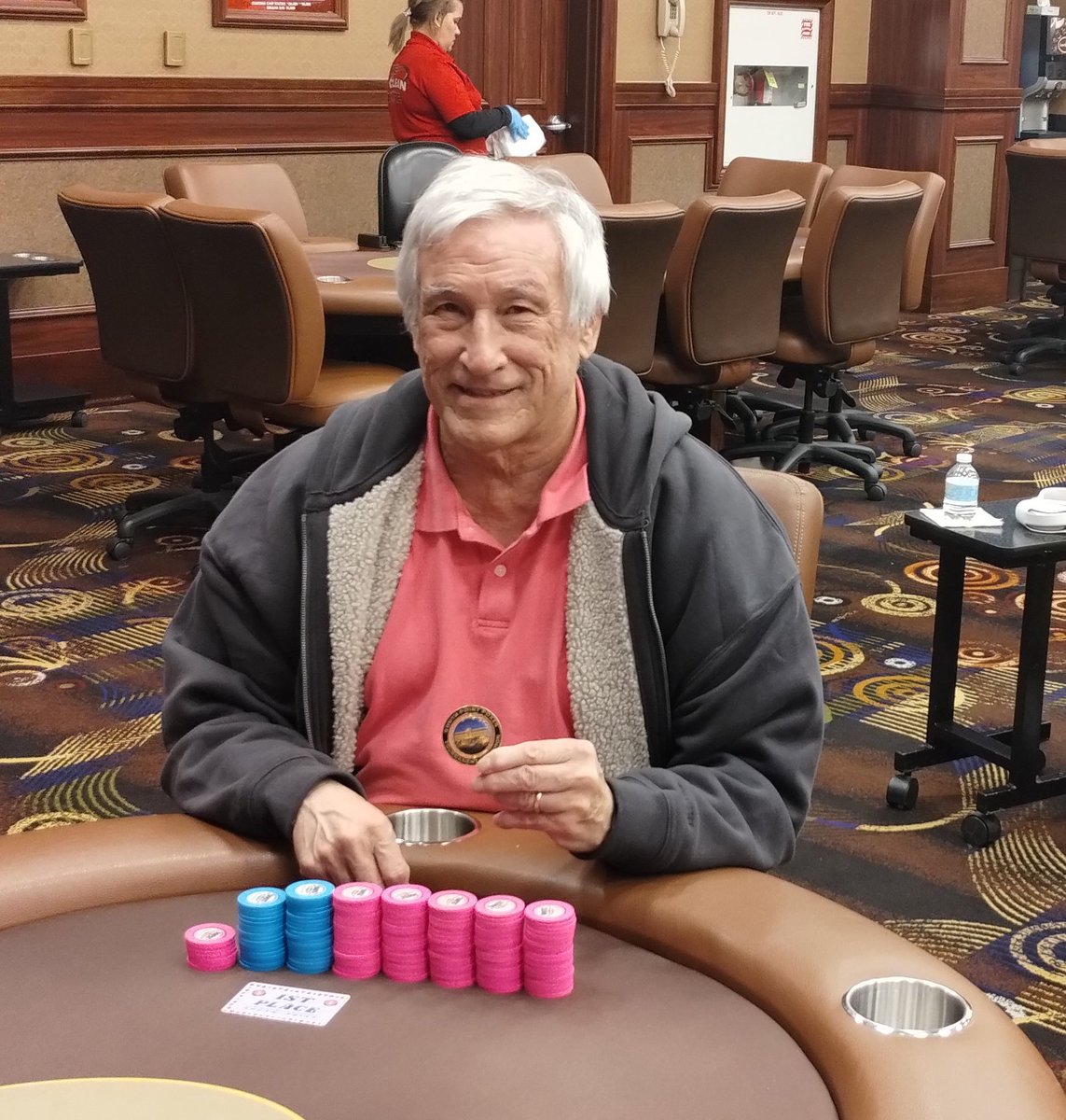 SPPokr's tweet photo. Michael entered heads-up play as the short stack but got the victory in today's 6pm NLH Deeper Stack tournament. He beat the 95 player field for $3991 and the @southpointlv medallion. Join us tomorrow for Poker and football.
#DeepstackPoker https://t.co/jZcj7DFYTD