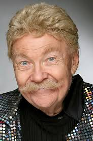 merlinpapin3's tweet photo. .@FredOL69007 Aujourd'hui l'acteur #RipTaylor aurait eu 94 ans (décédé en 2019) , on a pu le voir dans
Alex et Jemma
Wayne's World
Private Obsession
Proposition Indécente
Jackass 3
Le Silence des Jambons
Maman j'ai encore râte l'avion https://t.co/h3PUew0ZsI