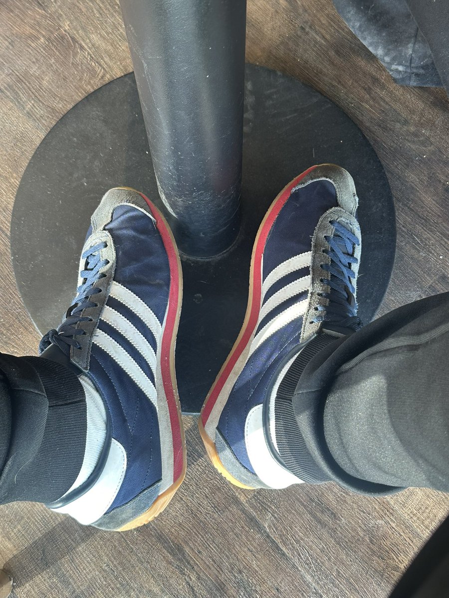 lee aplin tweet media