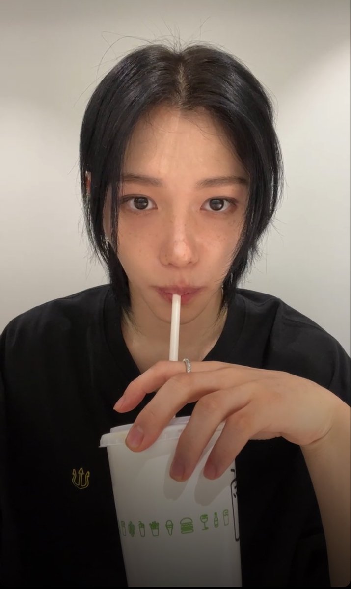 🐥ピリ記録🐥 2025年初めてのLIVE🍔 🇯🇵『ごちそうさまでした🙏』 次